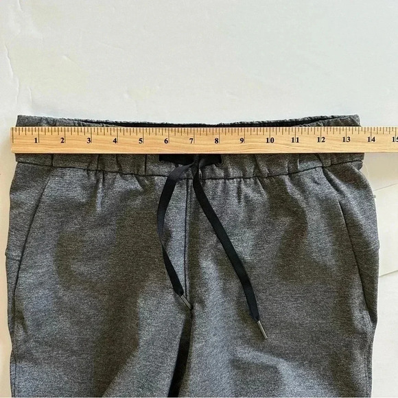 Lululemon On The Fly 7/8 Pants Heather Gray Size 4 - Picture 6 of 9